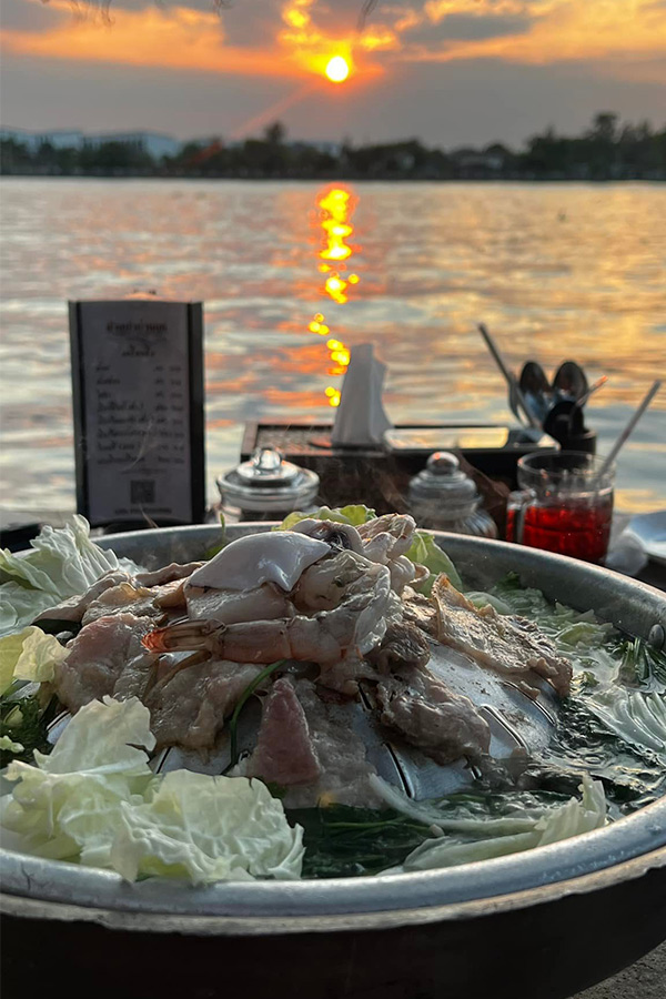 5 ร้านชาบู หมูกระทะริมน้ำ อิ่มอร่อยจุกๆ สุขกับบรรยากาศชิลล์ๆ