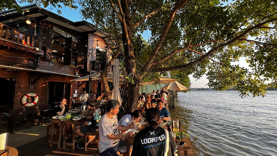 5 ร้านชาบู หมูกระทะริมน้ำ อิ่มอร่อยจุกๆ สุขกับบรรยากาศชิลล์ๆ