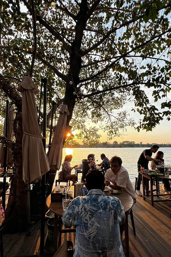 5 ร้านชาบู หมูกระทะริมน้ำ อิ่มอร่อยจุกๆ สุขกับบรรยากาศชิลล์ๆ