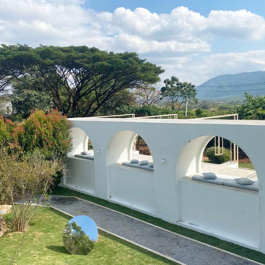 6 คาเฟ่กลางทุ่งหญ้า น่าไปเช็คอินนั่งชิลล์