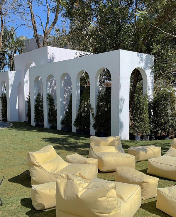 6 คาเฟ่กลางทุ่งหญ้า น่าไปเช็คอินนั่งชิลล์