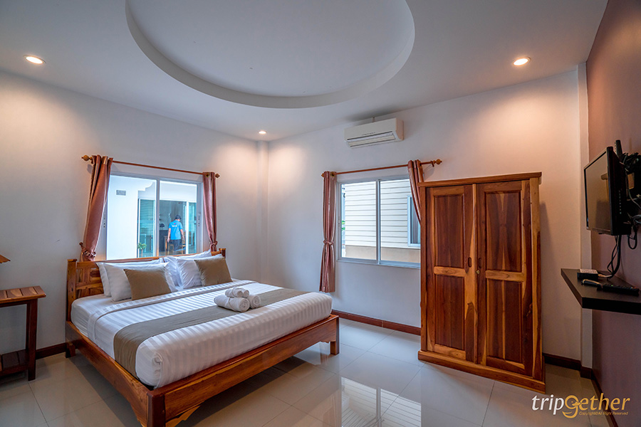 5 ที่พักชลบุรี ริมทะเล พักผ่อนชิลล์ๆ พร้อมดำน้ำ - ตกหมึก