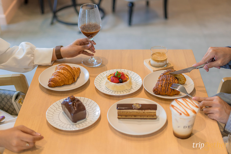 8 คาเฟ่และร้านอาหาร ย่านราชพฤกษ์ อัปเดต 2023 คัดร้านเด็ด บรรยากาศดี คอนเซ็ปต์เก๋ที่ห้ามพลาด!