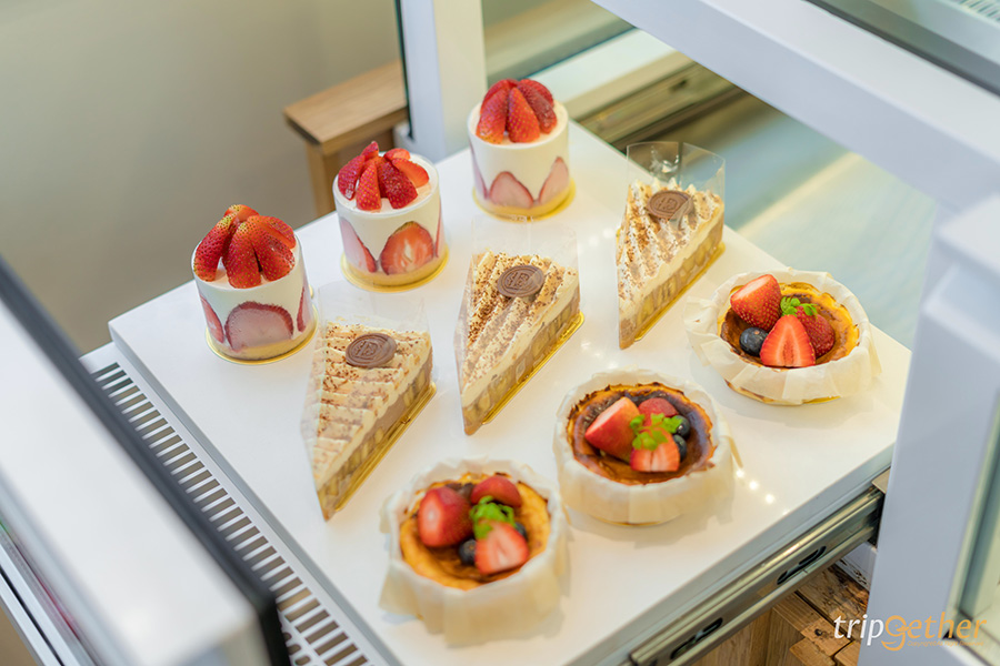 8 คาเฟ่และร้านอาหาร ย่านราชพฤกษ์ อัปเดต 2023 คัดร้านเด็ด บรรยากาศดี คอนเซ็ปต์เก๋ที่ห้ามพลาด!