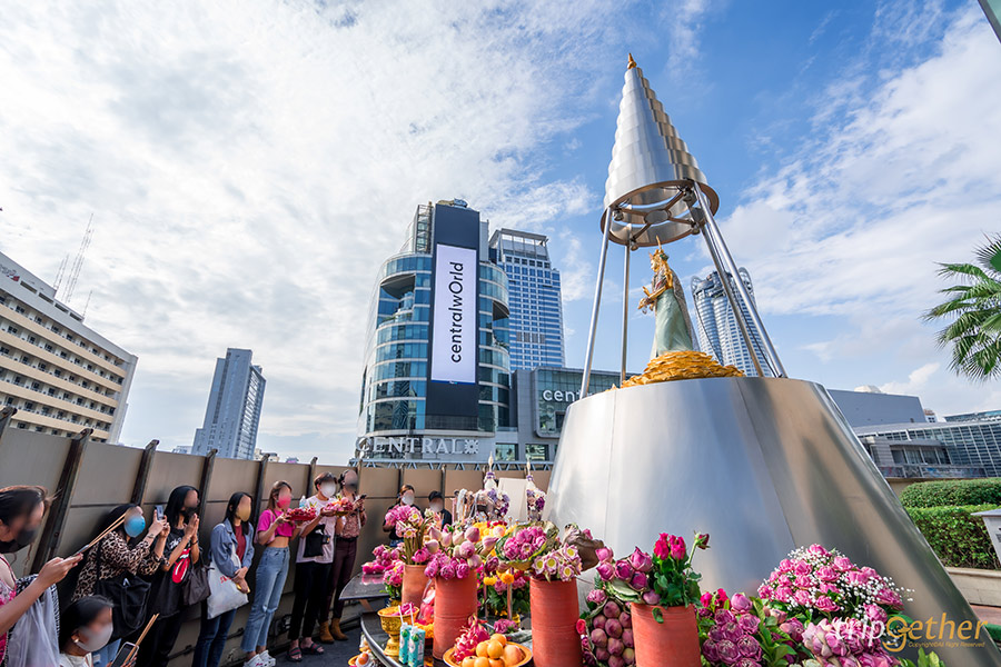 8 จุดขอพรความรัก มูแล้วได้จริง ปีนี้พร้อมสละโสด!