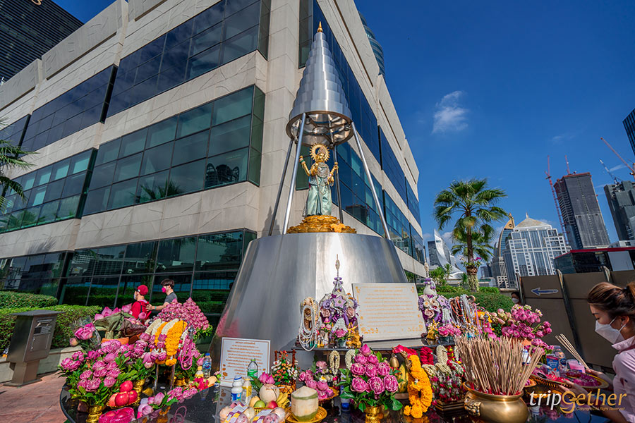 8 จุดขอพรความรัก มูแล้วได้จริง ปีนี้พร้อมสละโสด!