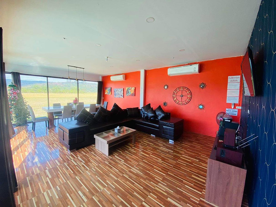 5 พูลวิลล่านครนายก เข้าพักได้ 15 คน ยกแก๊งค์มาสนุกกันให้เต็มที่!