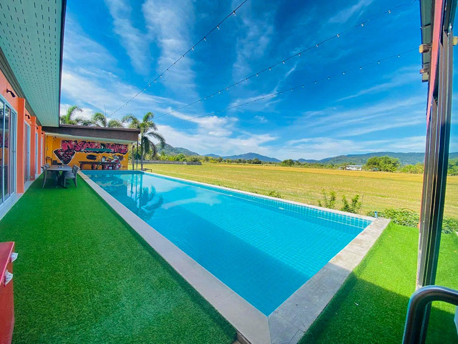 5 พูลวิลล่านครนายก เข้าพักได้ 15 คน ยกแก๊งค์มาสนุกกันให้เต็มที่!