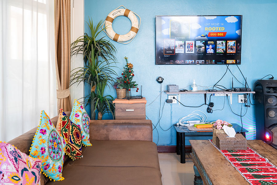 6 ที่พักประจวบ เหมาหลังกับแก๊งค์เพื่อน