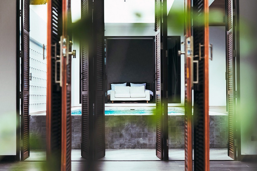 6 ที่พักประจวบ เหมาหลังกับแก๊งค์เพื่อน