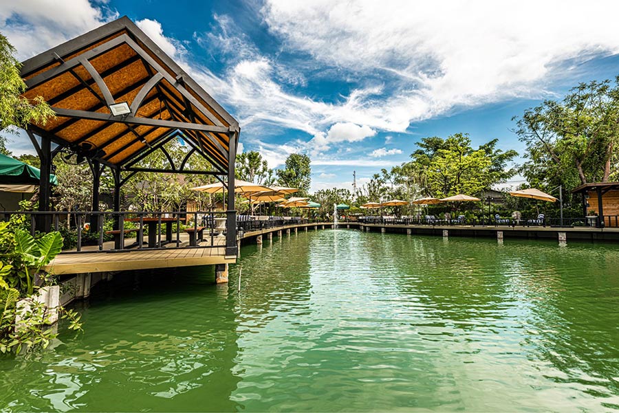 ร้านอาหาร-คาเฟ่ฉะเชิงเทราริมน้ำ