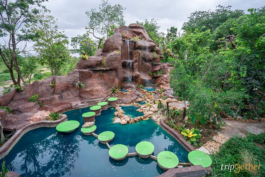 7 ร้านอาหาร คาเฟ่ริมน้ำตก