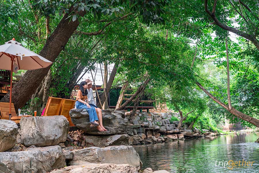 7 ร้านอาหาร คาเฟ่ริมน้ำตก