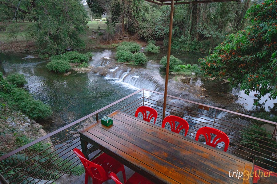 7 ร้านอาหาร คาเฟ่ริมน้ำตก
