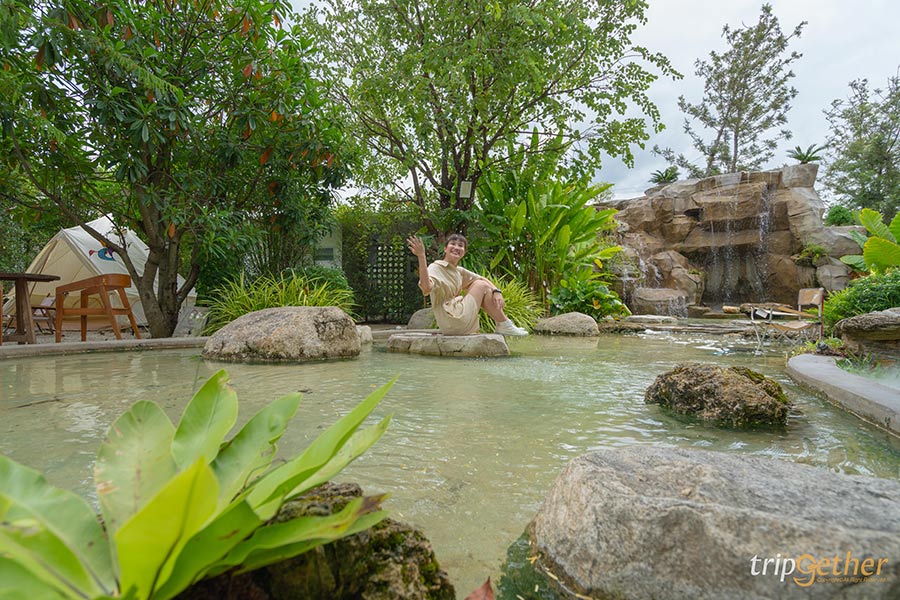 7 ร้านอาหาร คาเฟ่ริมน้ำตก