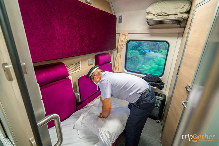รีวิวนั่งรถไฟไปลาว ขบวนด่วนพิเศษกรุงเทพฯ – หนองคาย แบบเหมาตู้นอนส่วนตัว