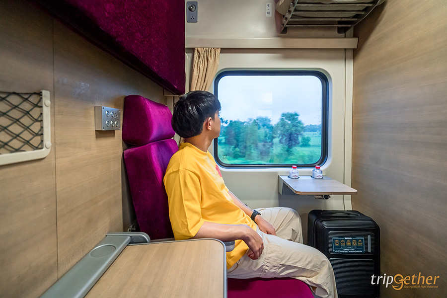 รีวิวนั่งรถไฟไปลาว ขบวนด่วนพิเศษกรุงเทพฯ – หนองคาย แบบเหมาตู้นอนส่วนตัว
