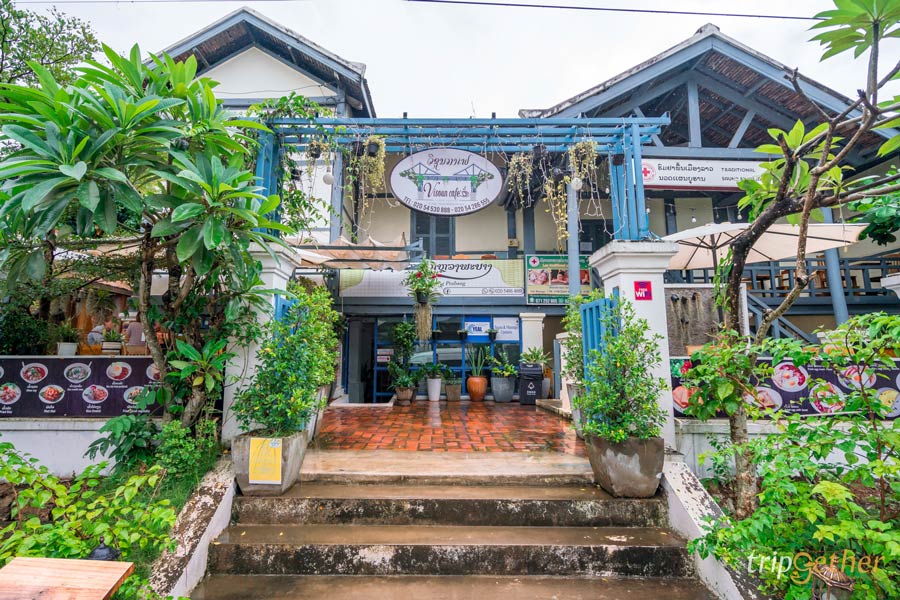 ร้านอาหาร ประเทศลาว