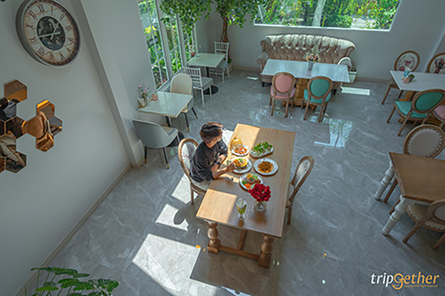 คาเฟ่สไตล์โฮมมี่ ในกรุงเทพฯ 