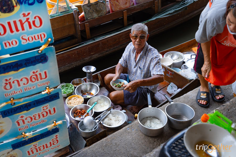 ตลาดน้ำดำเนินสะดวก