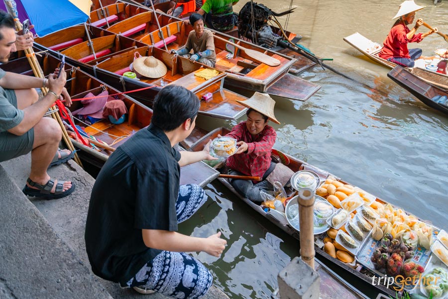 ตลาดน้ำดำเนินสะดวก