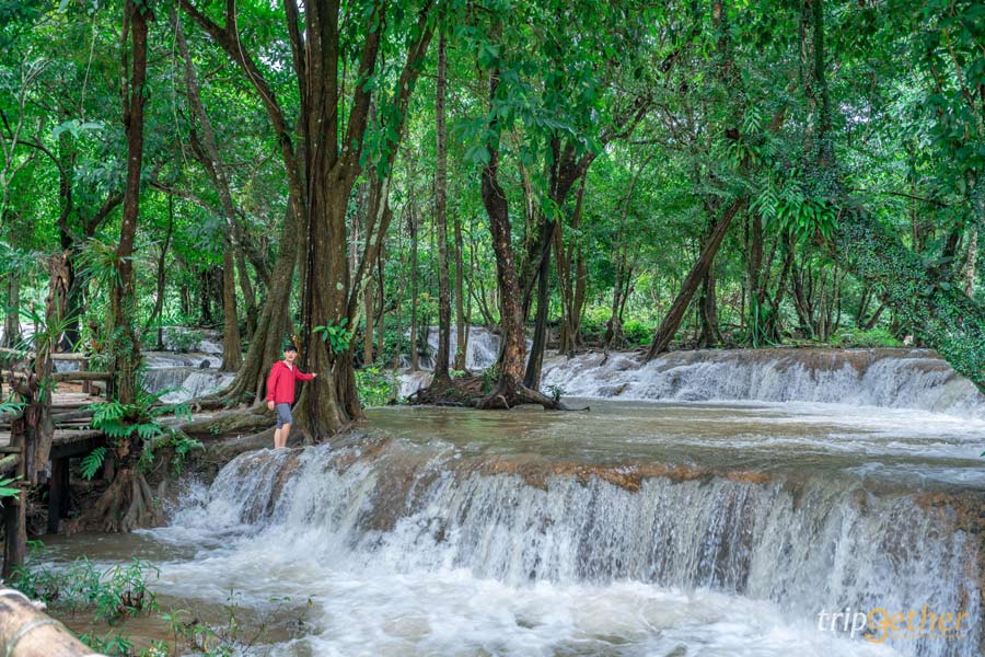 น้ำตกเกริงกระเวีย กาญจนบุรี