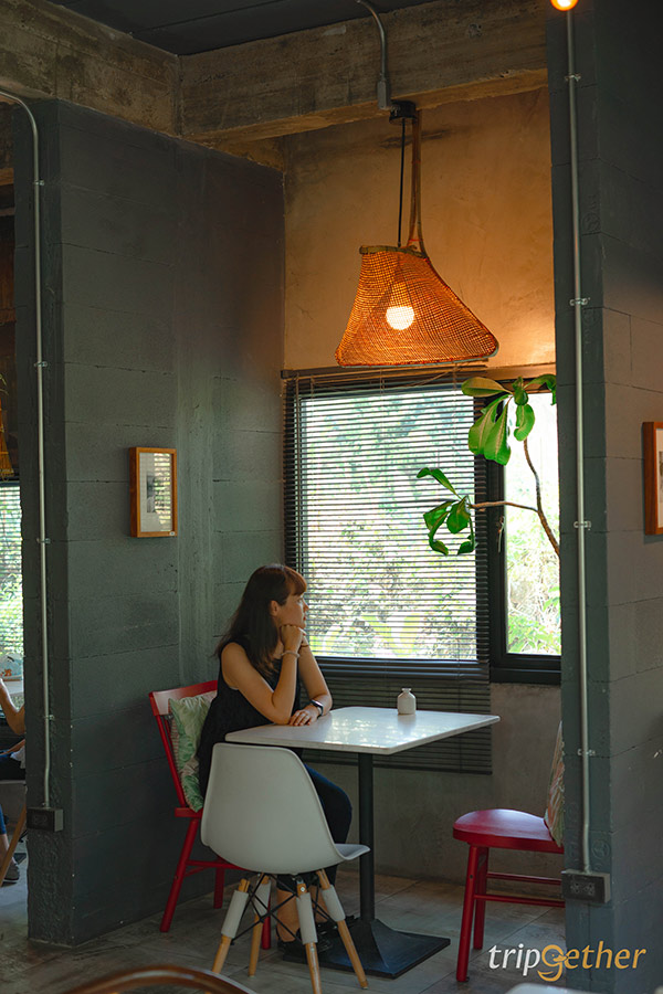 คาเฟ่สไตล์ลอฟท์