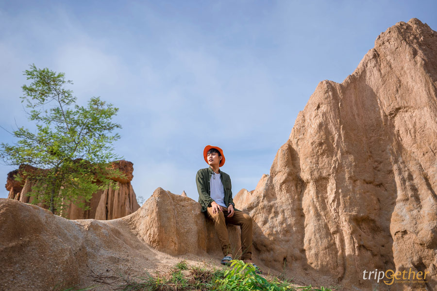 เสาดินนาน้อย