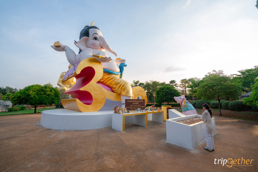 หลวงพ่อทวดเขาใหญ่