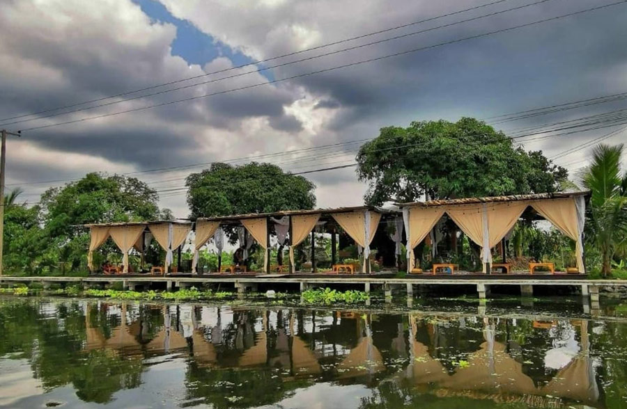 8 คาเฟ่สมุทรสาคร