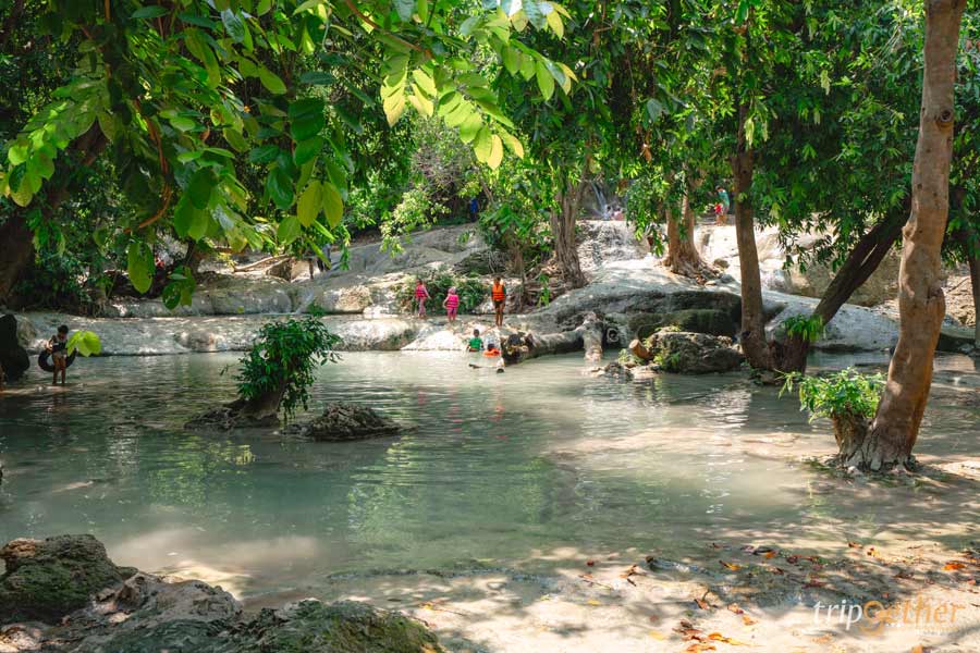 จุดเช็คอินน้ำใส