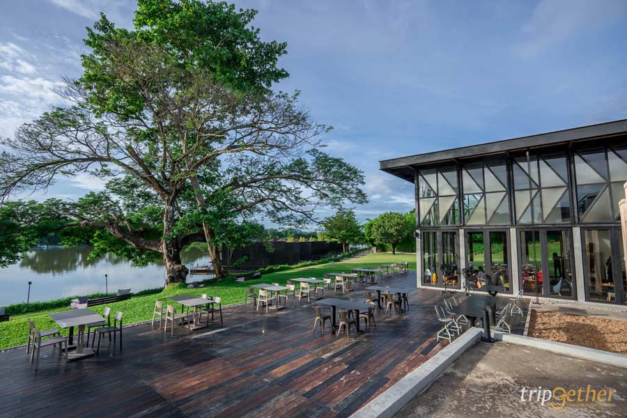 ครอส ริเวอร์แคว รีสอร์ท