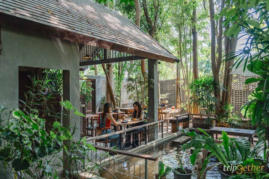 ร้านอาหารในสวน ใกล้กรุงเทพ