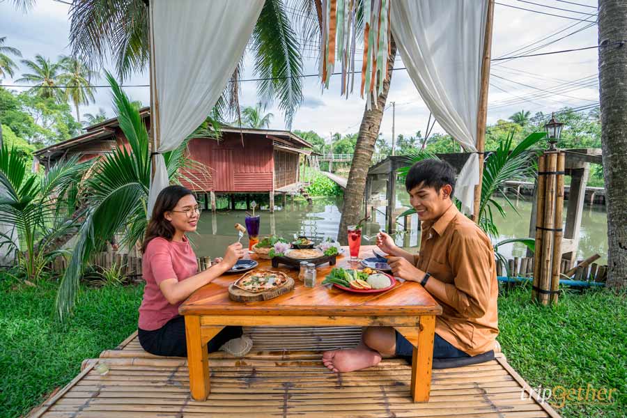 ร้านอาหารในสวน ใกล้กรุงเทพ