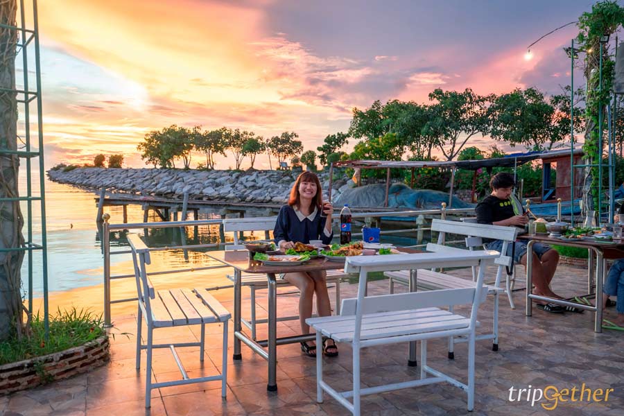 7 ร้านอาหารนั่งชิลล์ริมน้ำ ใกล้กรุงเทพ อิ่มอร่อย บรรยากาศดี วิวสวย
