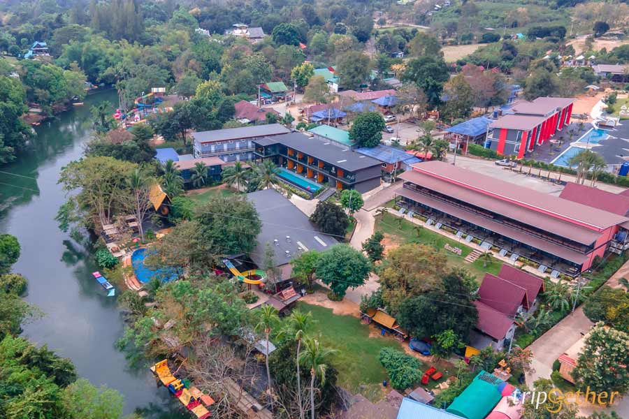 เรือนวารี รีสอร์ท แก่งกระจาน ที่พักโซนต้นน้ำ