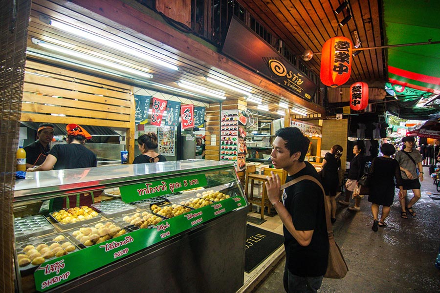 32264447_977200219102876_5896102164459159552_o