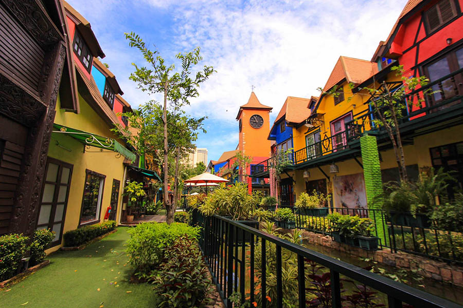 36514959_1978916842159049_990724852107182080_o