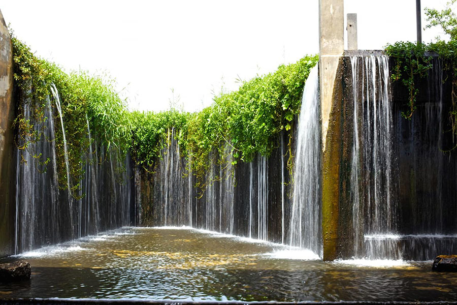 40403677_1988511464548547_3682161770228613120_o