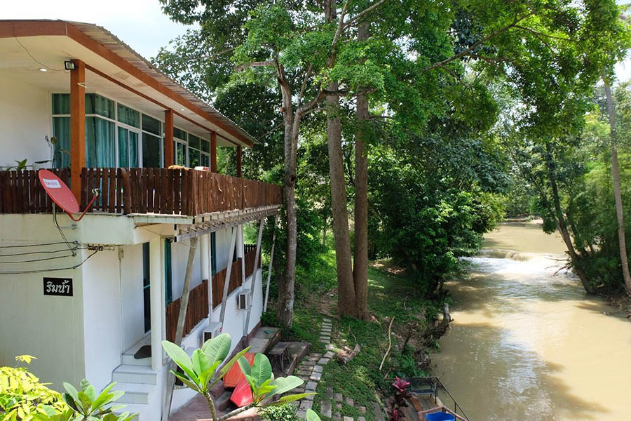 41797218_690679891301125_4255966785339129856_o