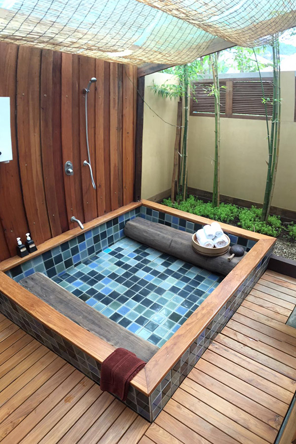 49206205_355282068630776_1261031251695894528_n