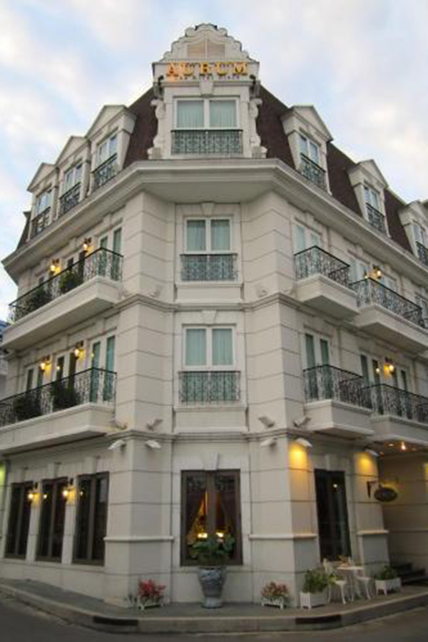 Aurum The River Place1