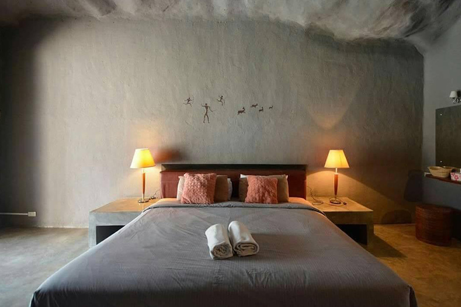 Avartarn Miracles Hotel01