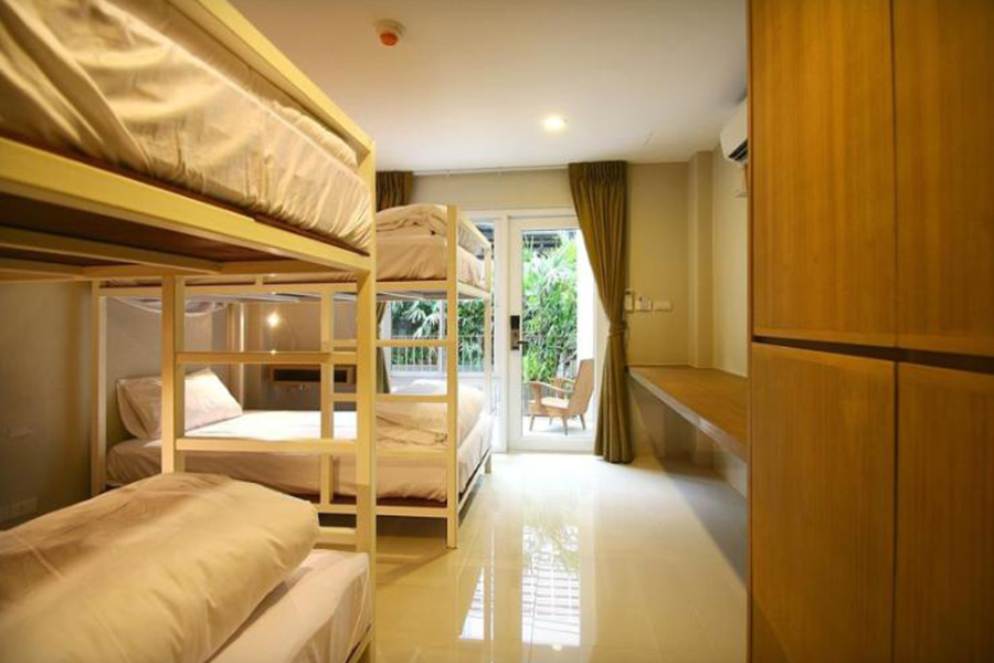 CHERN Bangkok Boutique Hostel1