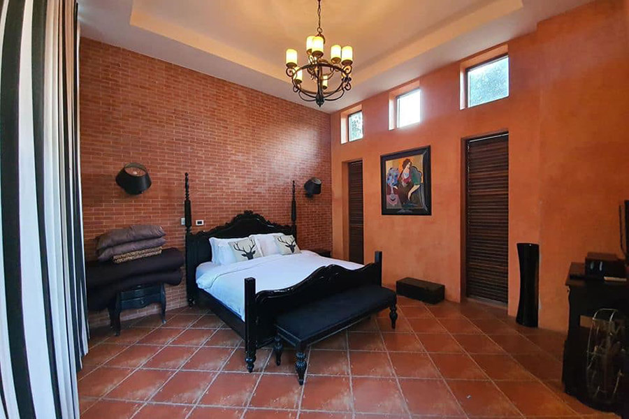 Her Glory Vacation Villa01