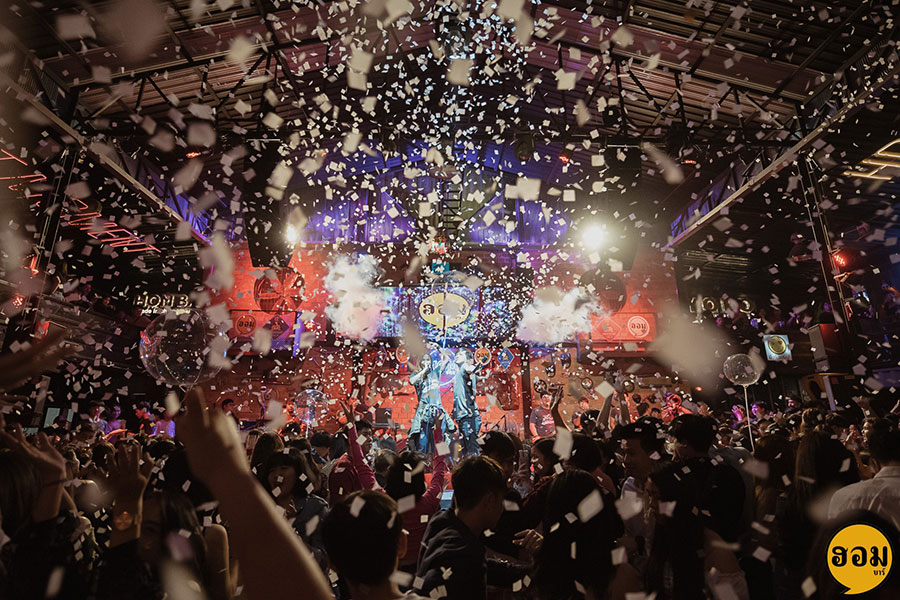 เปิดวาร์ป 11 ร้านแฮงค์เอาท์เชียงใหม่ นั่งชิลล์จิบเครื่องดื่มฟังเพลงเพราะๆ รับลมหนาว!