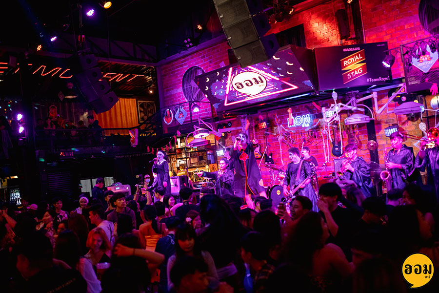 เปิดวาร์ป 11 ร้านแฮงค์เอาท์เชียงใหม่ นั่งชิลล์จิบเครื่องดื่มฟังเพลงเพราะๆ รับลมหนาว!