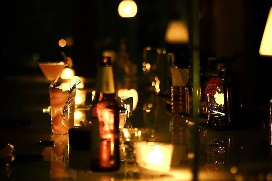 เปิดวาร์ป 11 ร้านแฮงค์เอาท์เชียงใหม่ นั่งชิลล์จิบเครื่องดื่มฟังเพลงเพราะๆ รับลมหนาว!