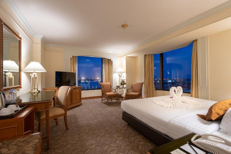 Montien Riverside Hotel2