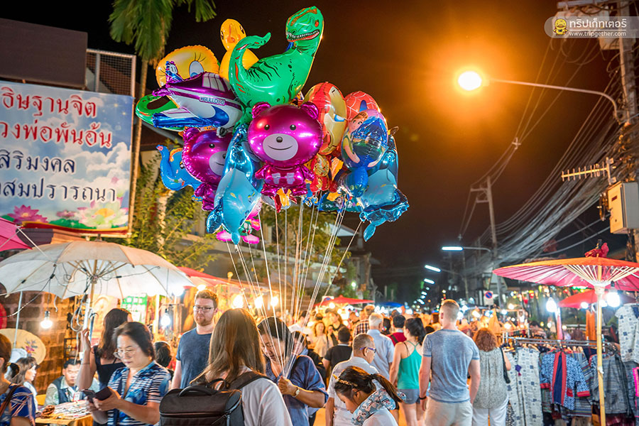 Thaphaewalkingstreet-1